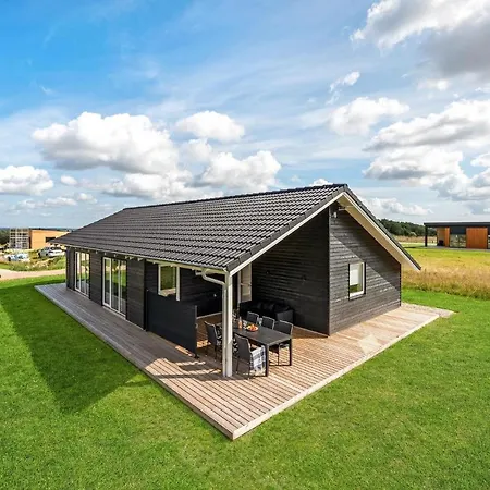Holiday home Beautiful In With Kitchen *